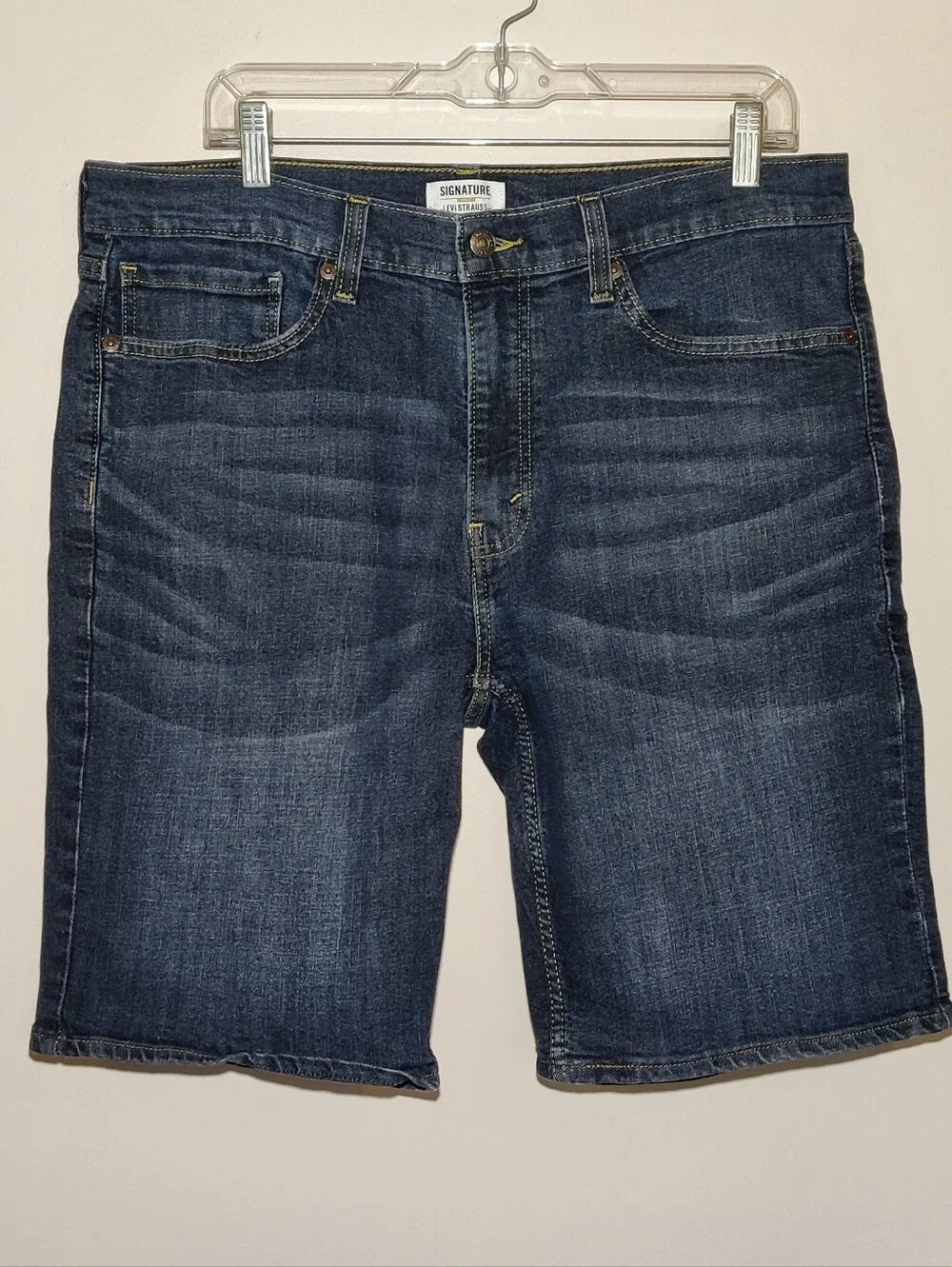 Signature Levi Strauss Gold Label Loose Fit Denim Shorts Mens 34 Blue Jean Jorts